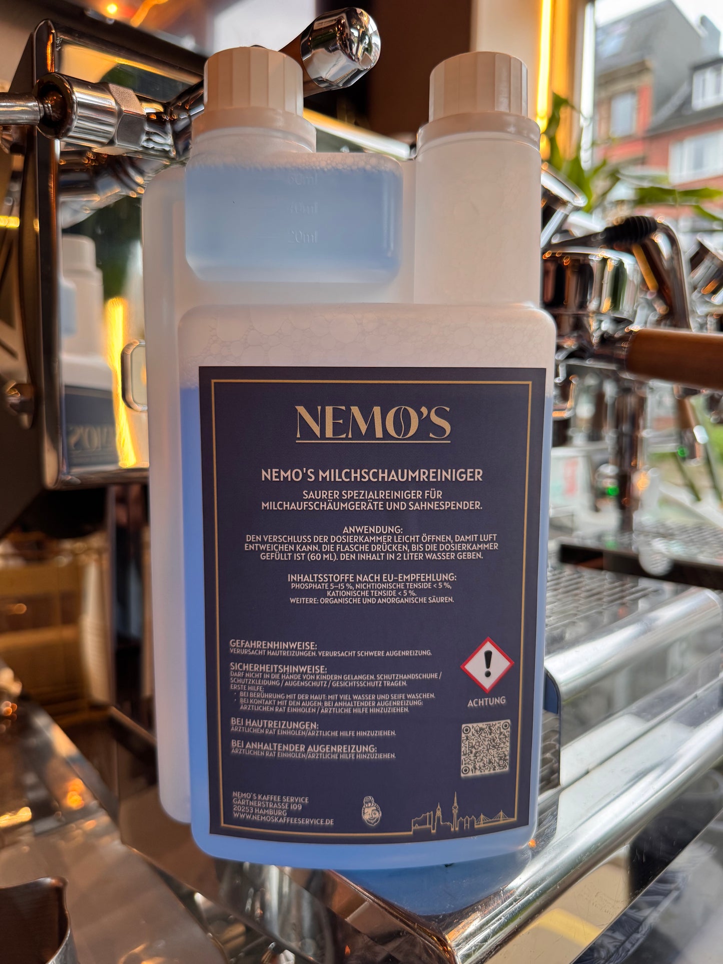 Saurer Milchschaumreiniger (1000ml) für Milchaufschäumgeräte & Kaffeevollautomaten - nemoskaffeeservice