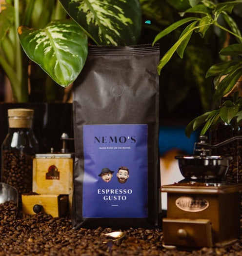 1000g Kaffeetüte NEMO'S Espresso Gusto - Würzige Espresso Bohnen speziell für Kaffeevollautomaten.